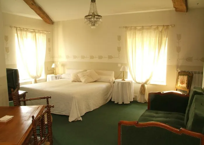 Les D'hotes Benoit Breton 住宿加早餐酒店