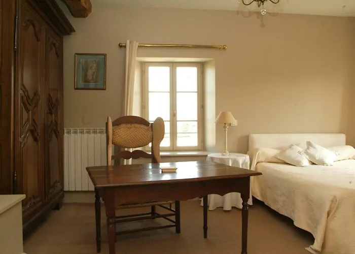 Les D'hotes Benoit Breton 住宿加早餐酒店